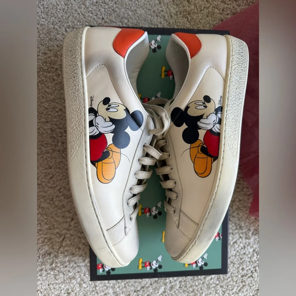 Disney x Gucci Mickey Mouse Sneakers - Picture 16 of 16